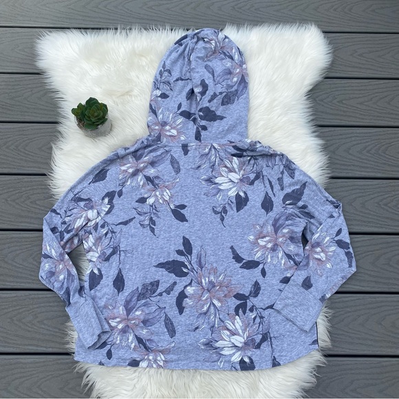 Calvin Klein Floral Sweatshirt - Picture 3 of 3